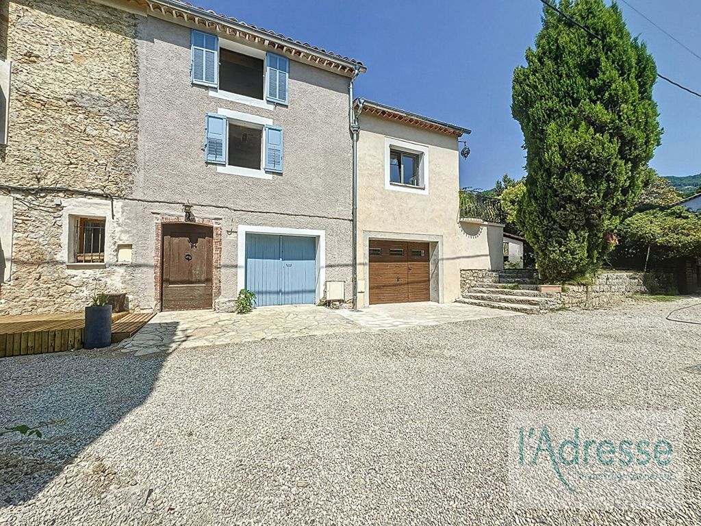 Achat maison à vendre 2 chambres 78 m² - Grasse