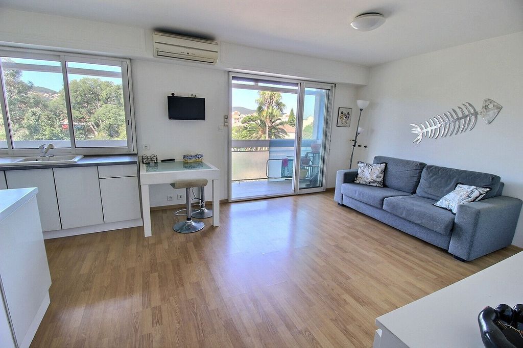 Achat studio à vendre 25 m² - Hyères