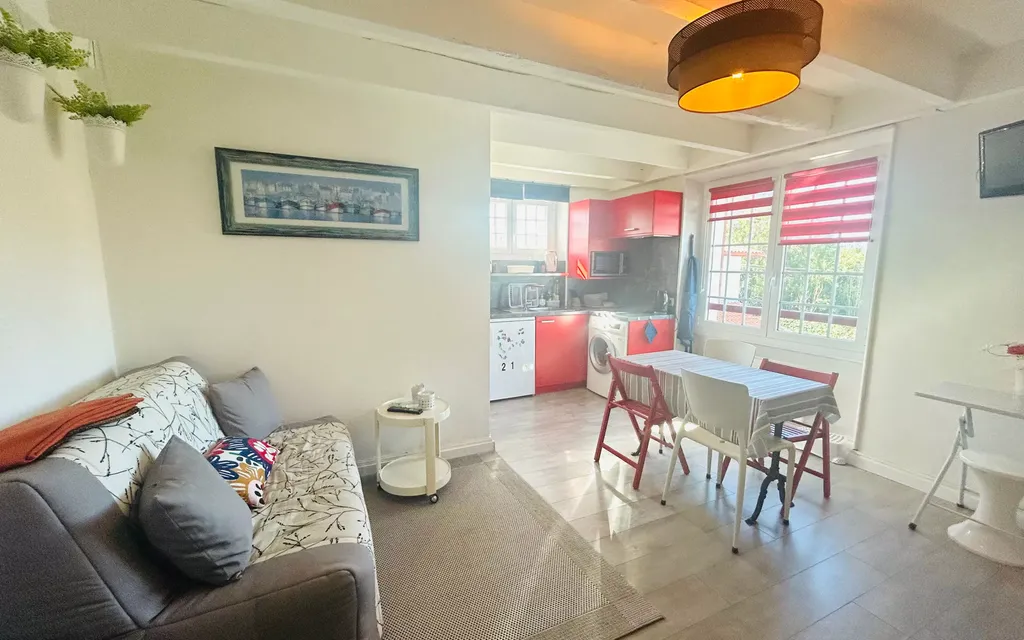 Achat appartement à vendre 2 pièces 25 m² - Saint-Jean-de-Luz