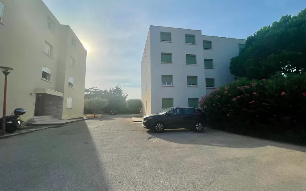 Achat appartement à vendre 3 pièces 56 m² - La Seyne-sur-Mer