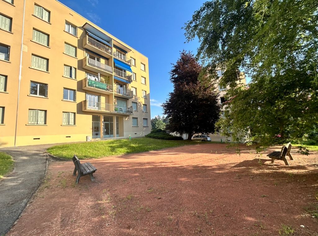 Achat appartement à vendre 4 pièces 71 m² - Gleizé