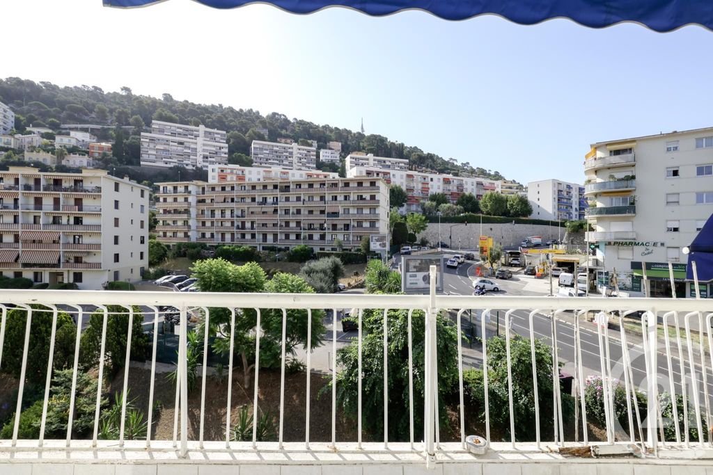 Achat appartement à vendre 4 pièces 77 m² - Nice