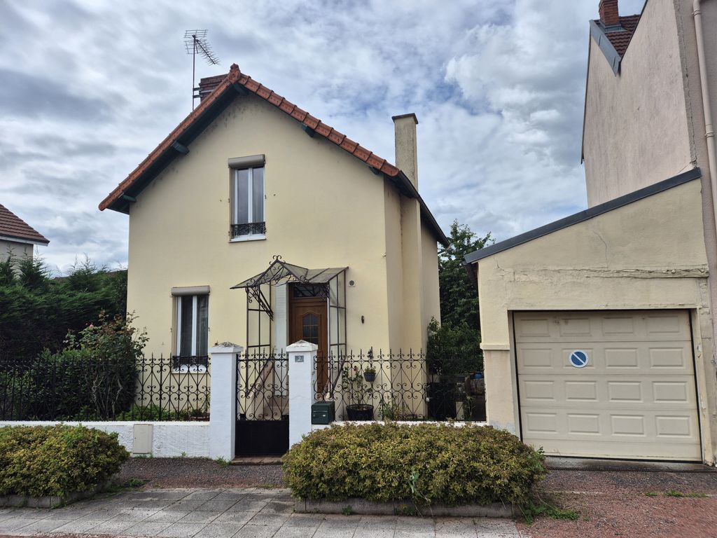 Achat maison à vendre 2 chambres 85 m² - Cusset