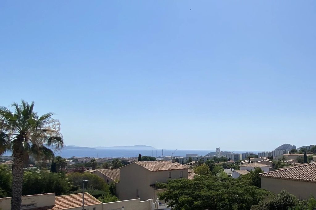 Achat maison à vendre 4 chambres 132 m² - La Ciotat