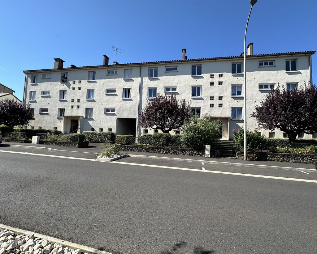 Achat appartement à vendre 4 pièces 72 m² - Arpajon-sur-Cère