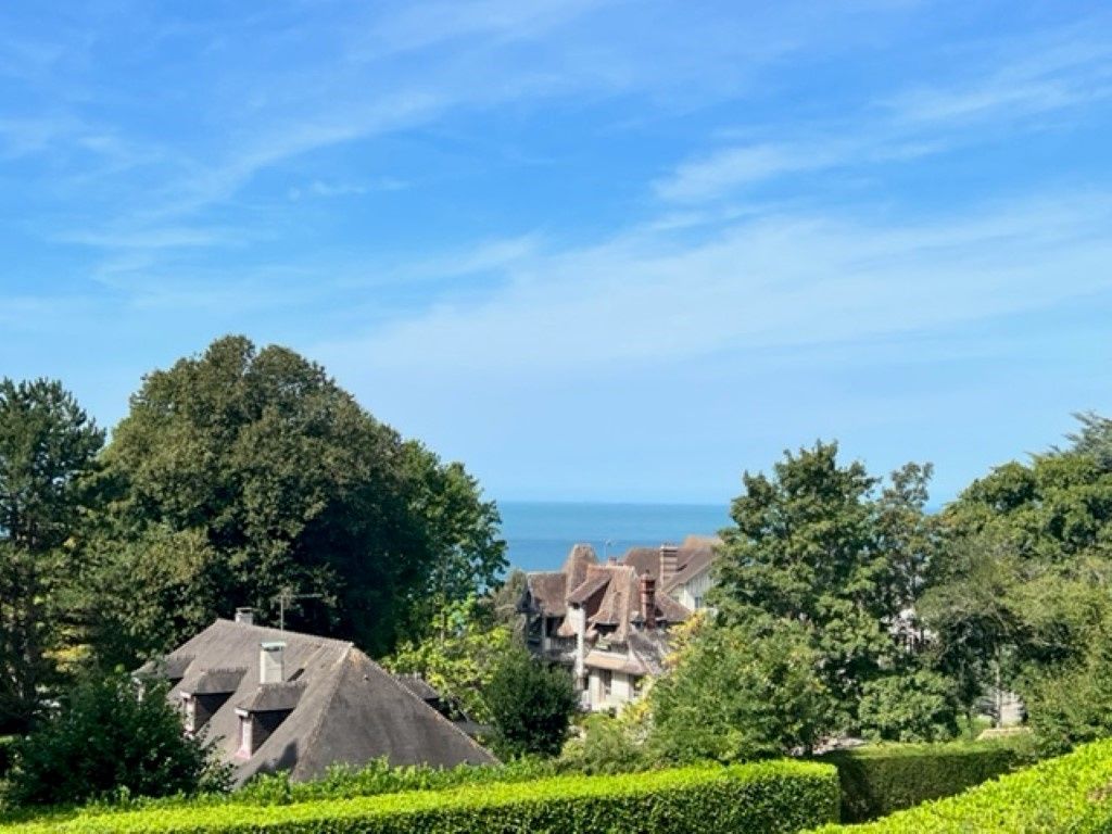 Achat appartement à vendre 3 pièces 80 m² - Trouville-sur-Mer