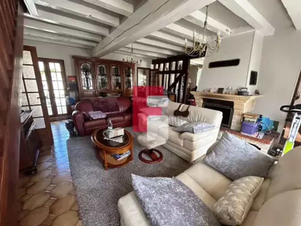 Achat maison à vendre 4 chambres 154 m² - La Villeneuve-au-Chêne