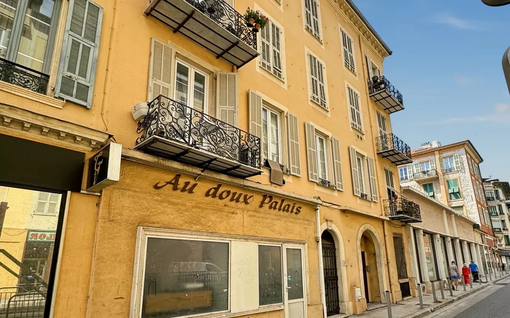 Achat appartement à vendre 3 pièces 56 m² - Nice