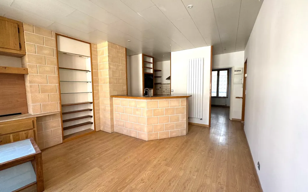 Achat appartement à vendre 2 pièces 45 m² - Châlons-en-Champagne