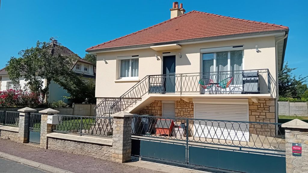 Achat maison à vendre 4 chambres 108 m² - Bénouville