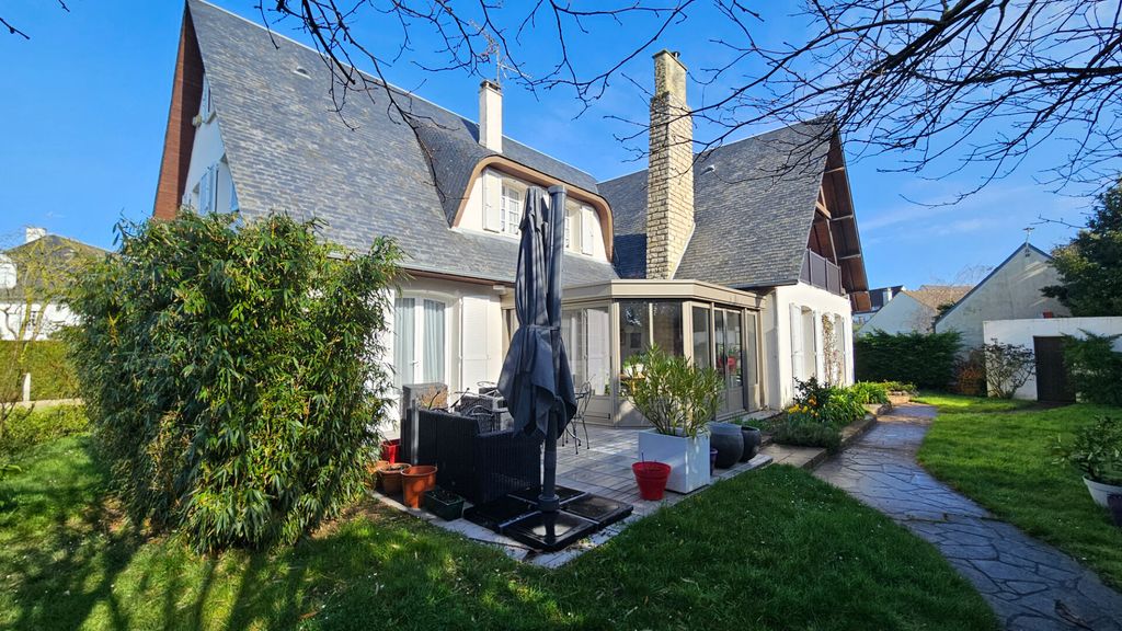 Achat maison à vendre 5 chambres 250 m² - Ouistreham