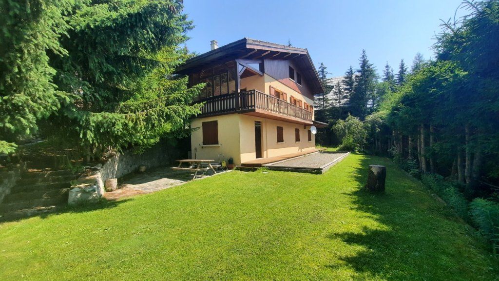 Achat maison à vendre 7 chambres 206 m² - Montgenèvre