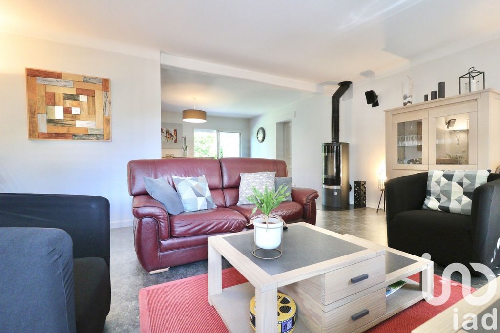 Achat maison à vendre 5 chambres 151 m² - Saint-Sébastien-sur-Loire