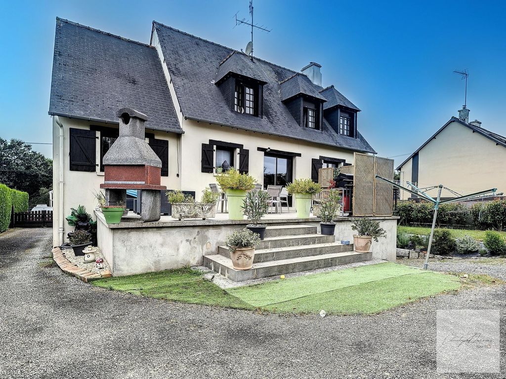 Achat maison à vendre 4 chambres 121 m² - Javron-les-Chapelles