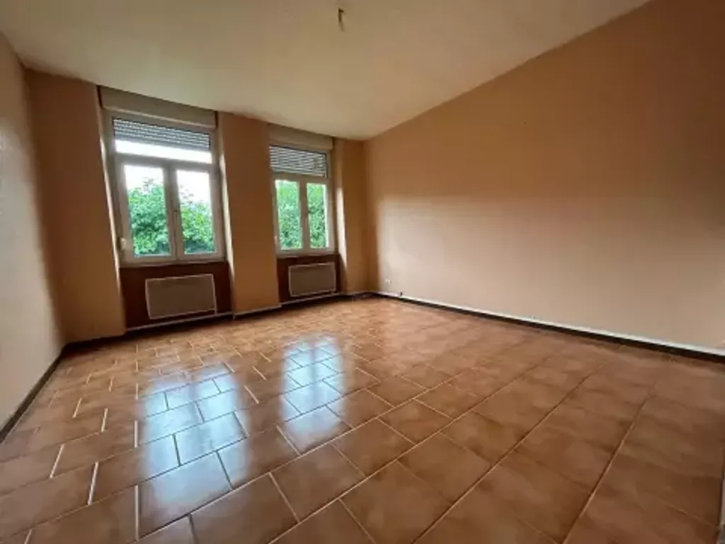 Achat appartement à vendre 4 pièces 99 m² - Béning-lès-Saint-Avold