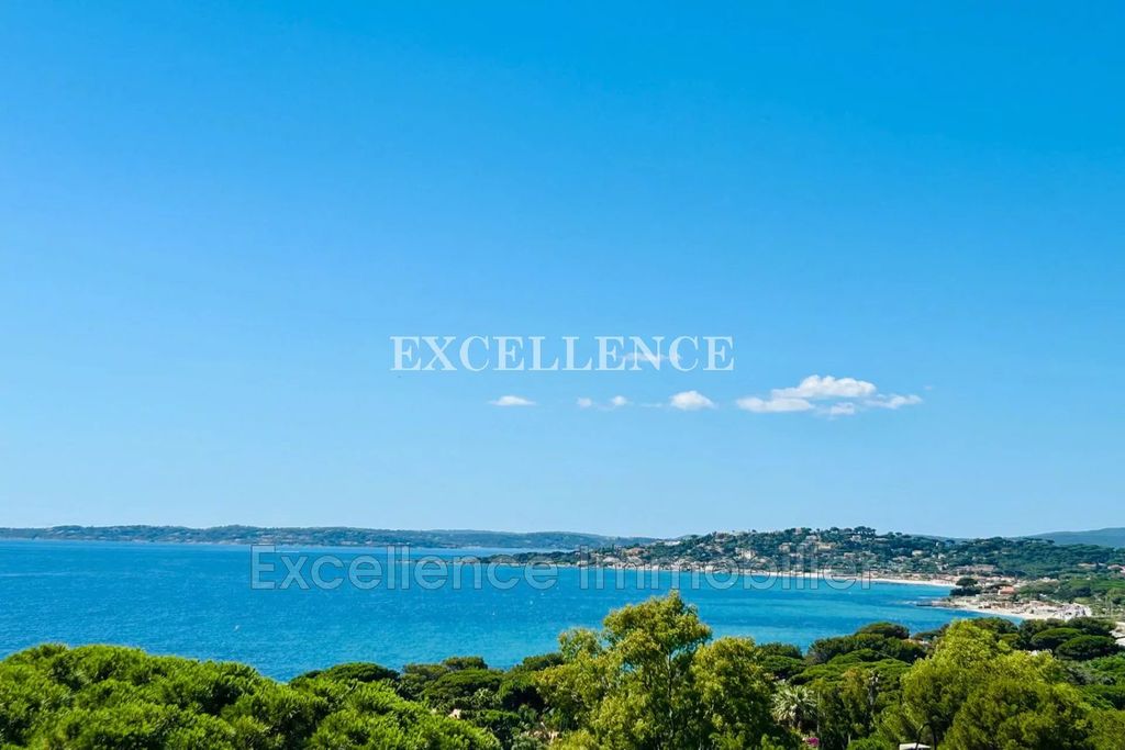 Achat maison à vendre 5 chambres 248 m² - Sainte-Maxime