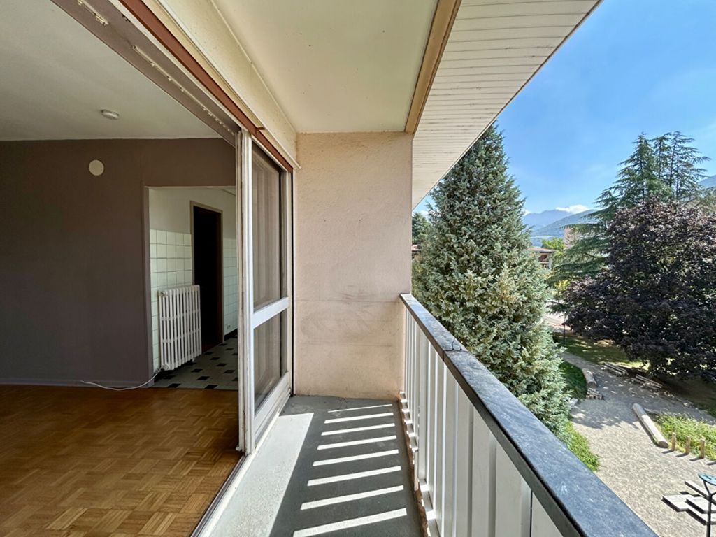 Achat appartement à vendre 3 pièces 66 m² - Annecy