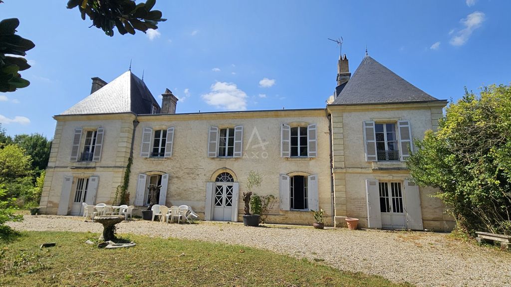 Achat maison à vendre 6 chambres 306 m² - Sainte-Eulalie