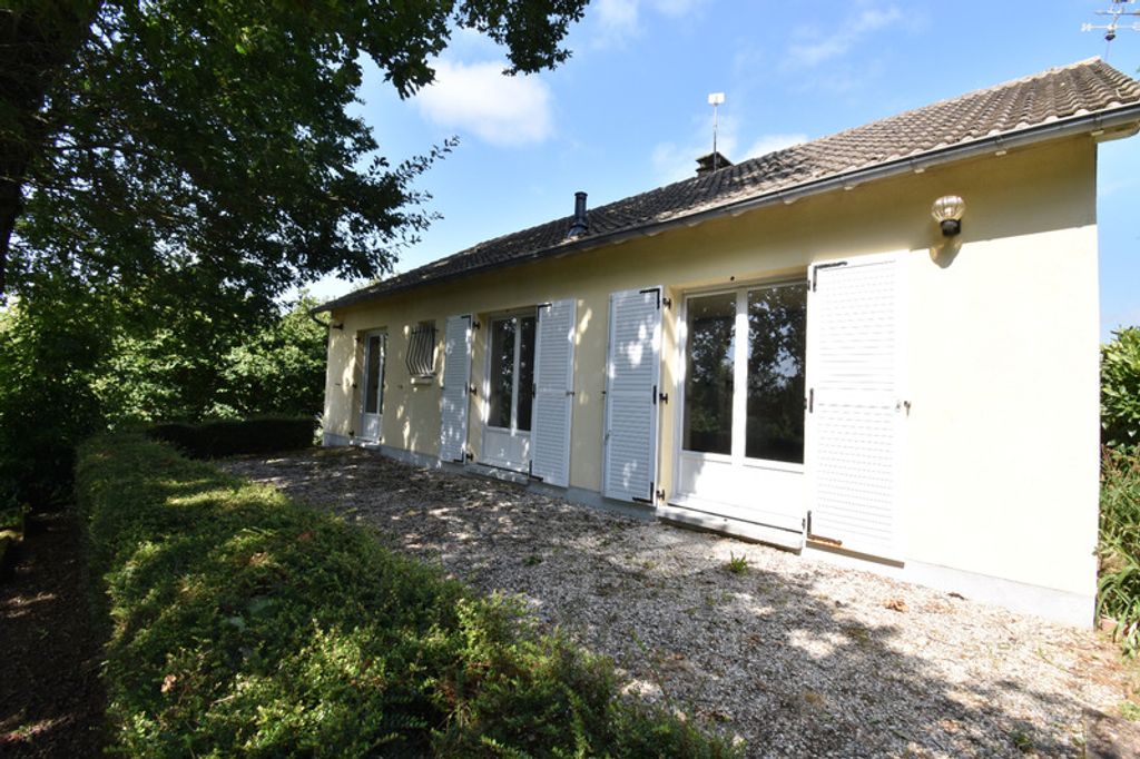 Achat maison à vendre 3 chambres 82 m² - Saint-Fraimbault