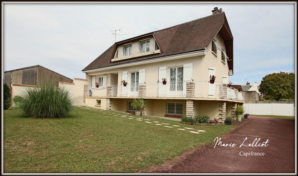 Achat maison à vendre 5 chambres 161 m² - Neuville-aux-Bois