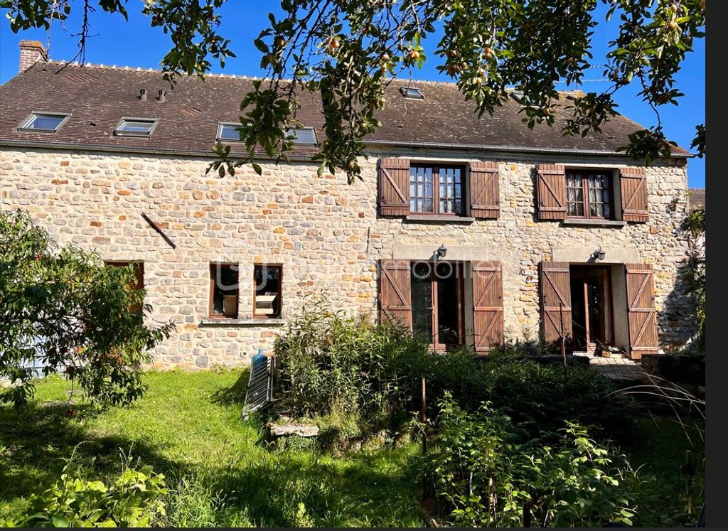 Achat maison à vendre 3 chambres 150 m² - Senlis