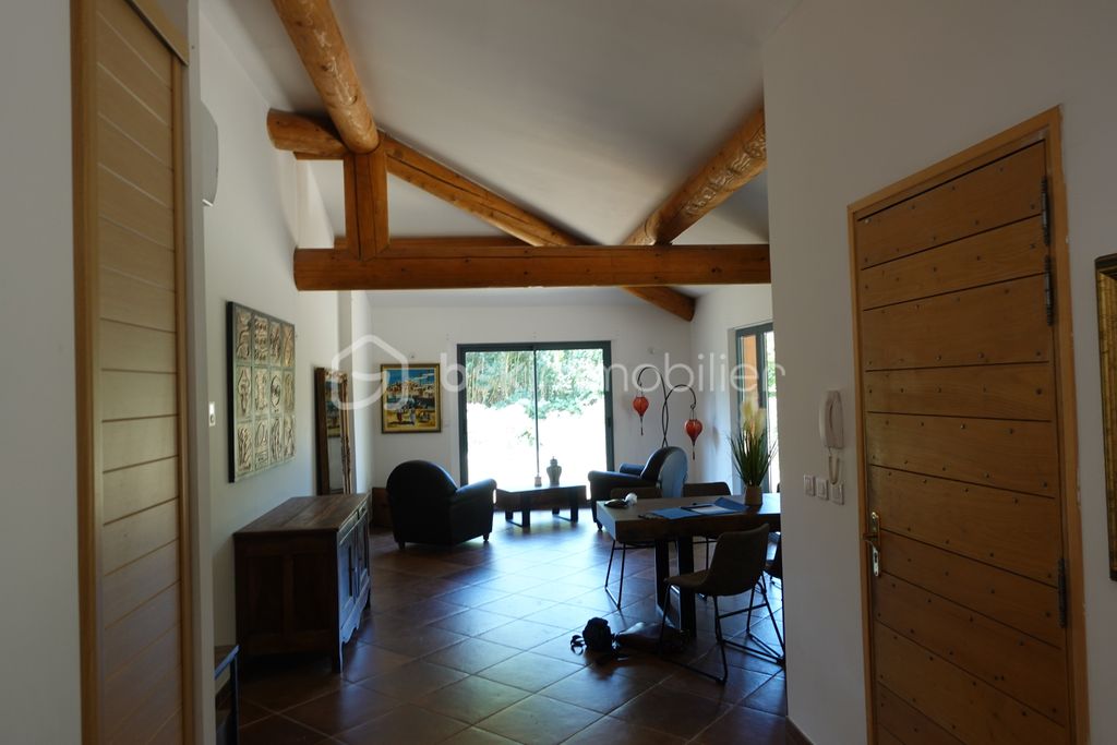 Achat maison à vendre 3 chambres 155 m² - Aix-en-Provence