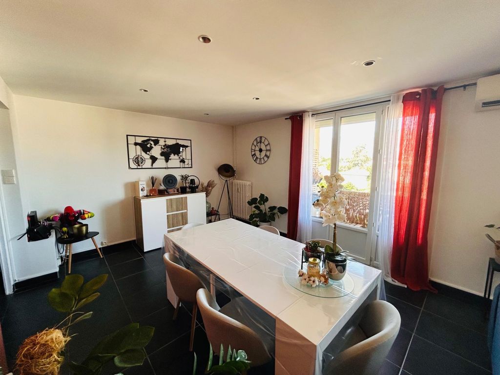 Achat appartement à vendre 4 pièces 83 m² - Guilherand-Granges