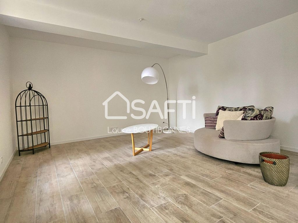 Achat maison à vendre 3 chambres 103 m² - Saint-Sulpice-la-Pointe