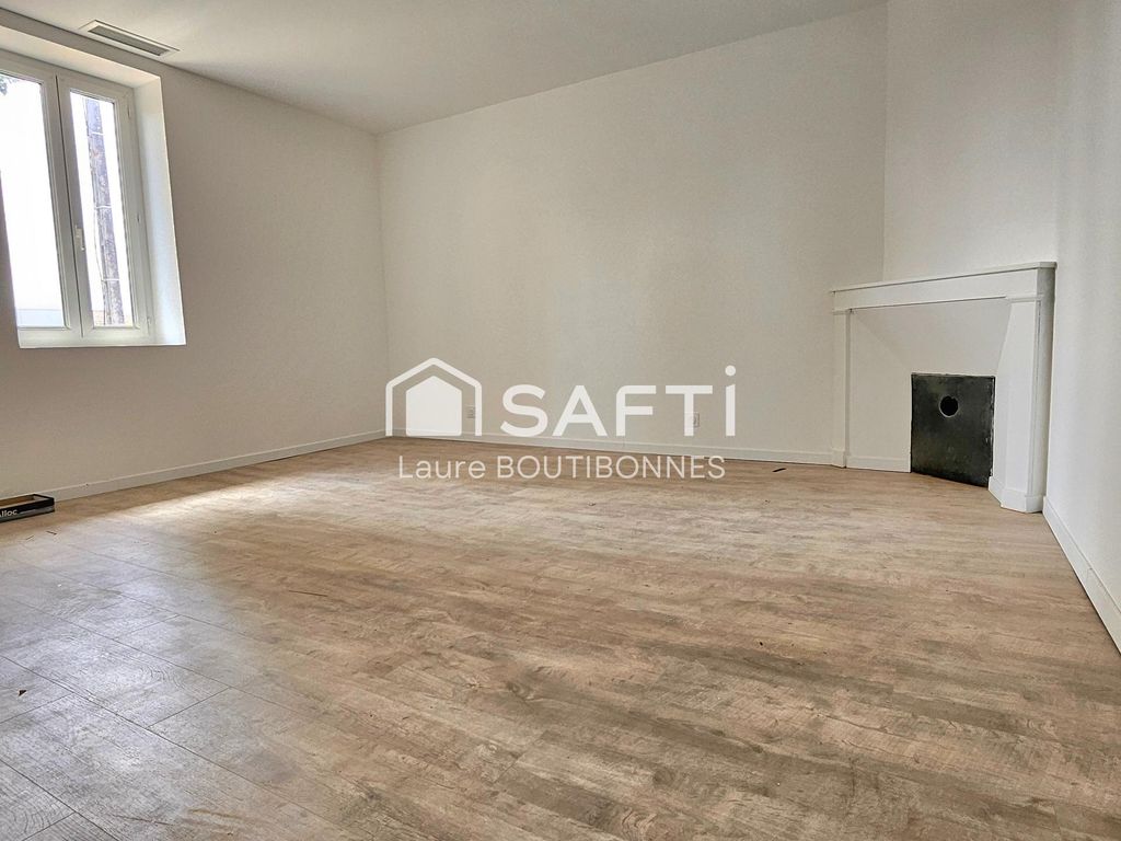 Achat maison à vendre 3 chambres 103 m² - Saint-Sulpice-la-Pointe