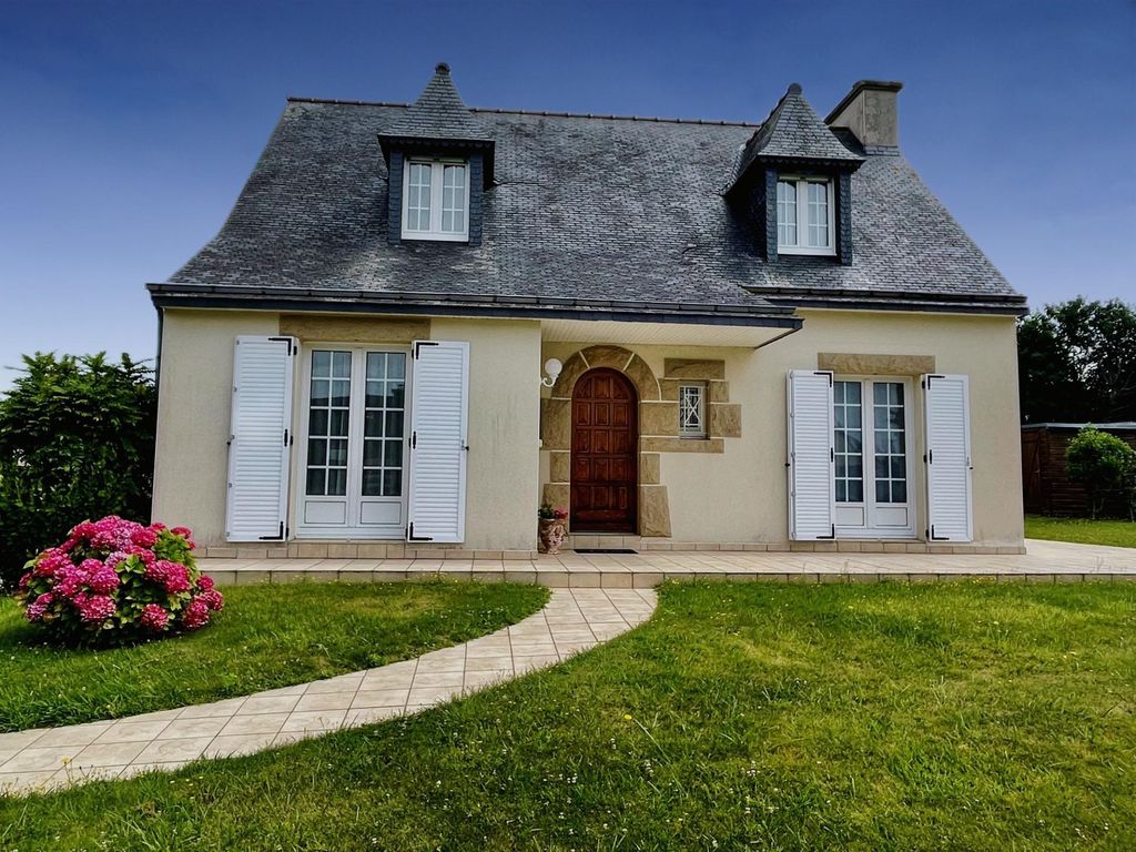 Achat maison à vendre 4 chambres 111 m² - Lannion