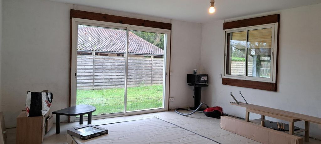 Achat maison à vendre 3 chambres 90 m² - Roquefort