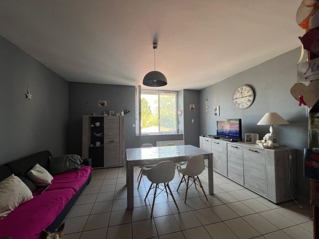 Achat appartement à vendre 4 pièces 77 m² - Saint-Jean-de-Bournay