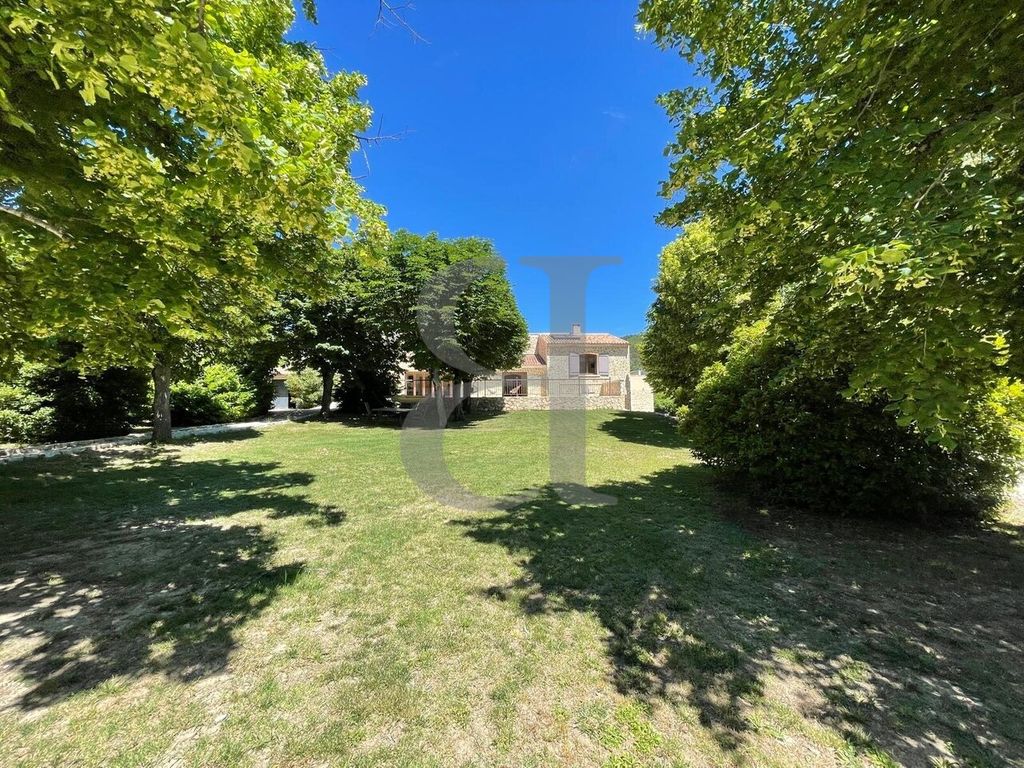 Achat maison à vendre 6 chambres 345 m² - Buis-les-Baronnies