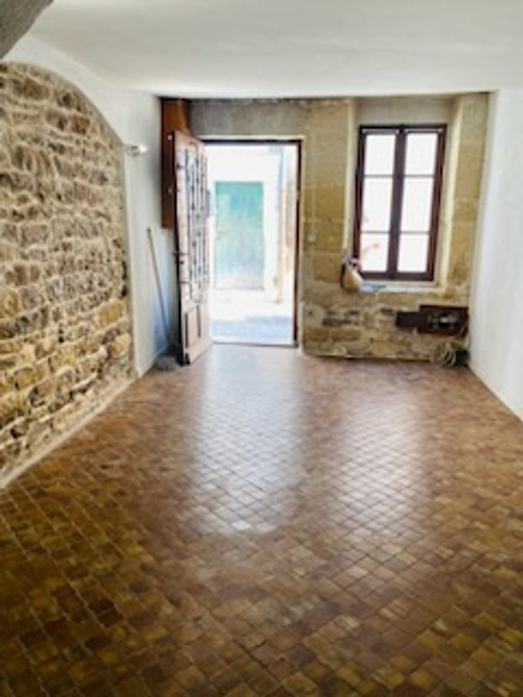 Achat maison à vendre 2 chambres 61 m² - Lunel