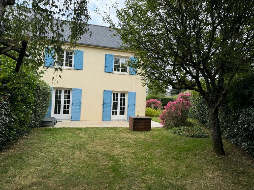 Achat maison à vendre 3 chambres 102 m² - Longuenée-en-Anjou