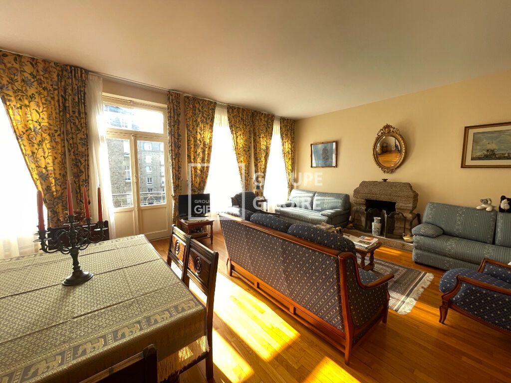 Achat appartement à vendre 3 pièces 83 m² - Saint-Malo