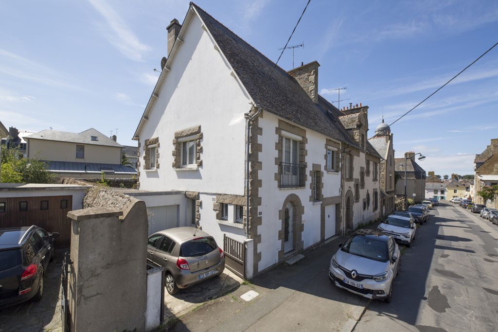 Achat maison à vendre 3 chambres 134 m² - Saint-Malo