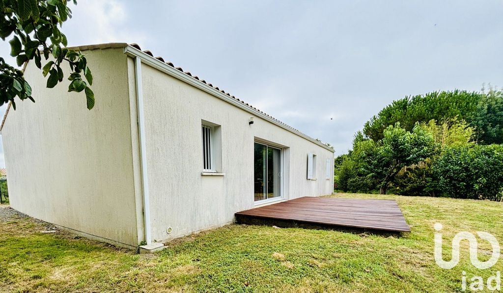 Achat maison à vendre 4 chambres 103 m² - Breuil-Magné