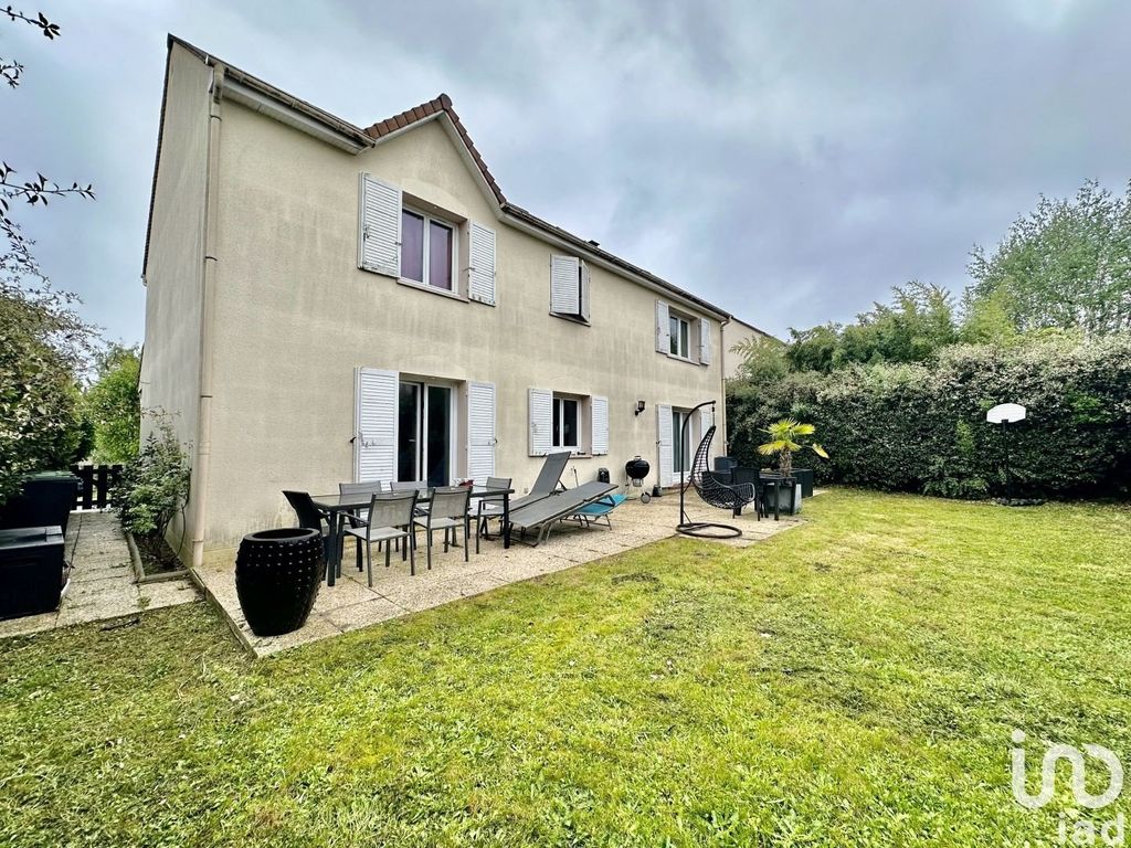 Achat maison à vendre 4 chambres 156 m² - Groslay