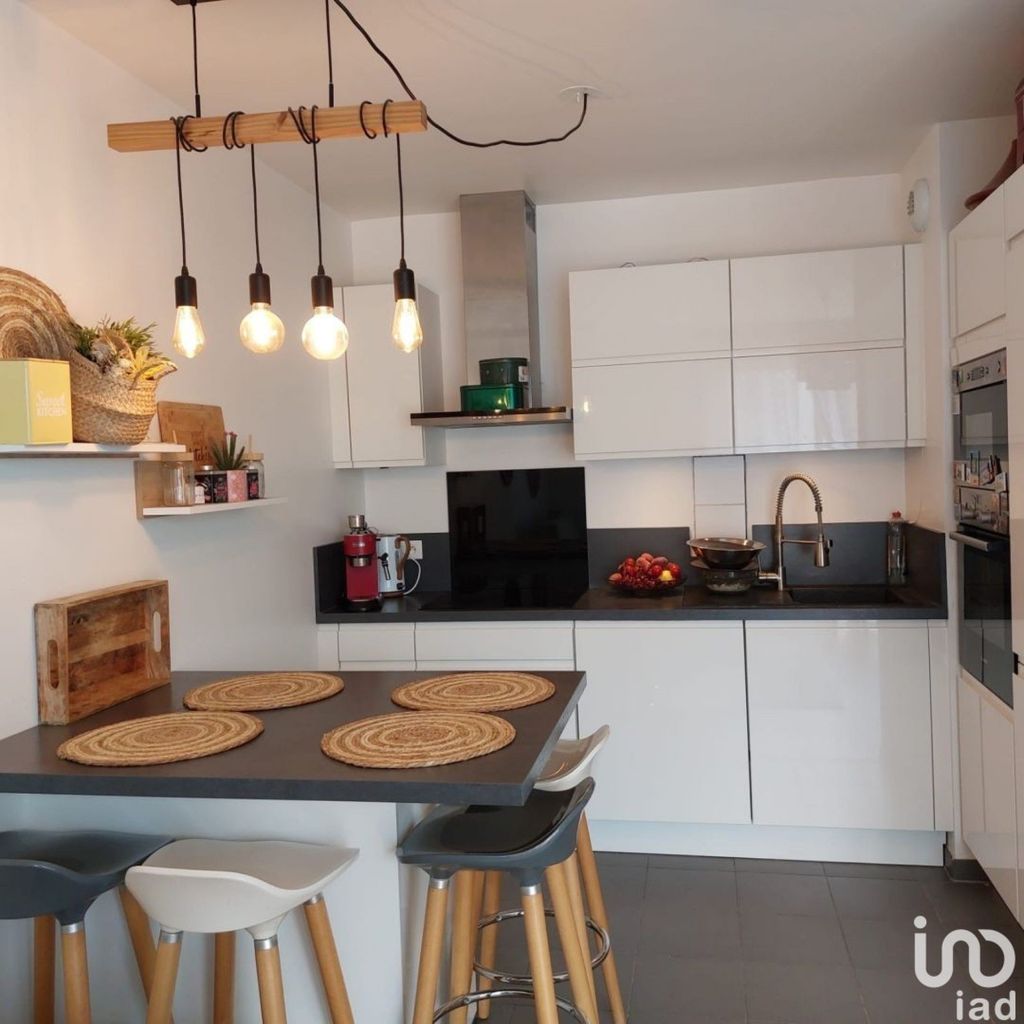 Achat appartement à vendre 4 pièces 74 m² - Nanterre