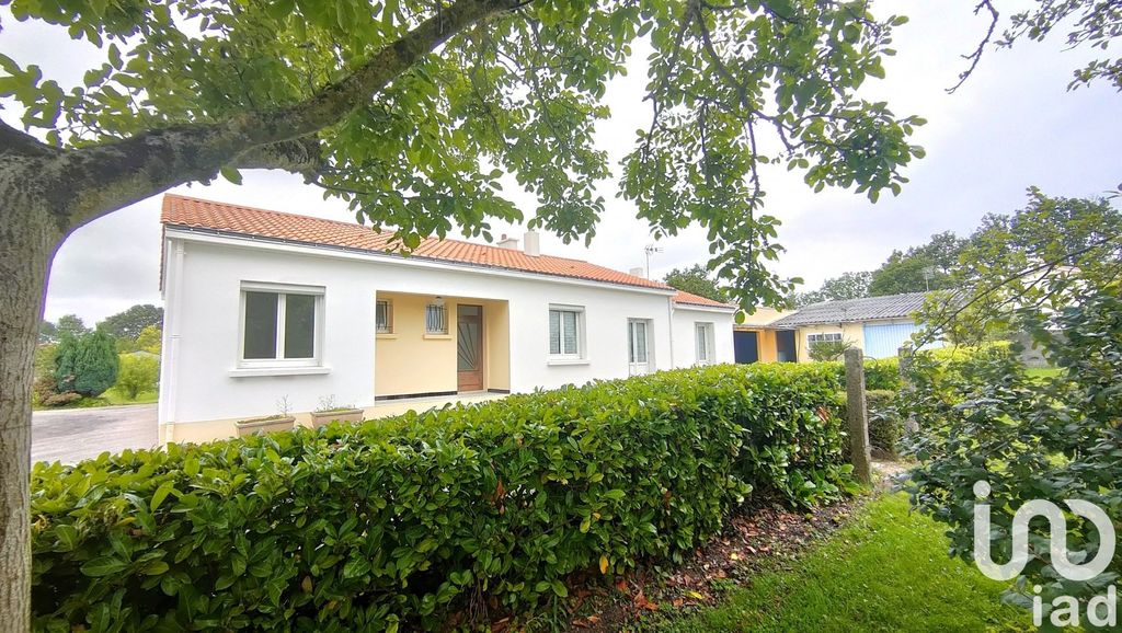 Achat maison à vendre 4 chambres 127 m² - Bois-de-Céné