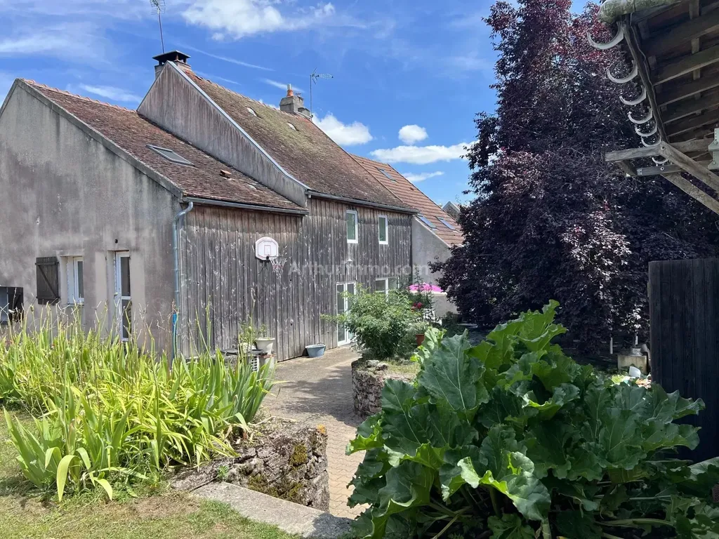 Achat maison à vendre 4 chambres 178 m² - Semur-en-Auxois