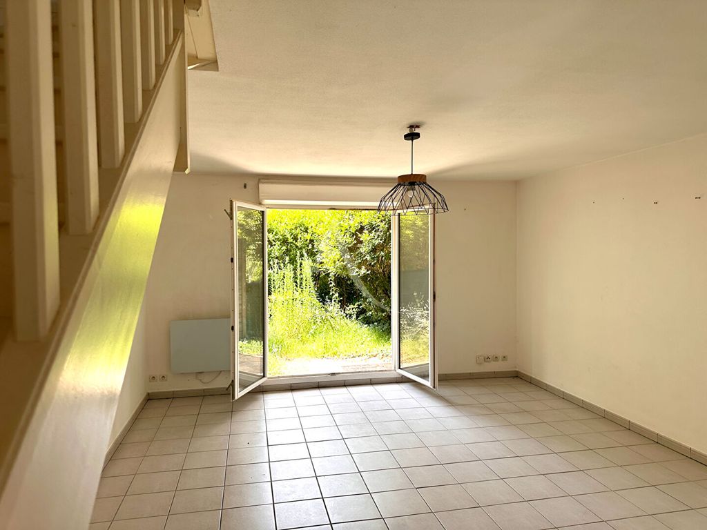 Achat maison à vendre 2 chambres 70 m² - Saintes