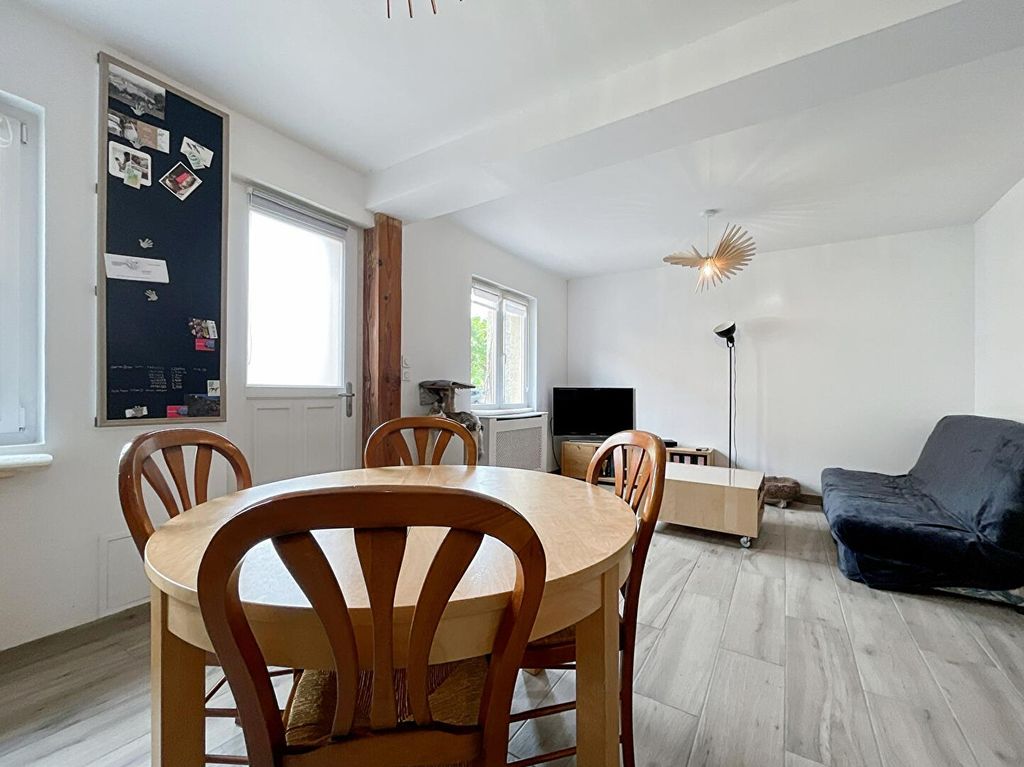 Achat maison à vendre 2 chambres 63 m² - Montjoire