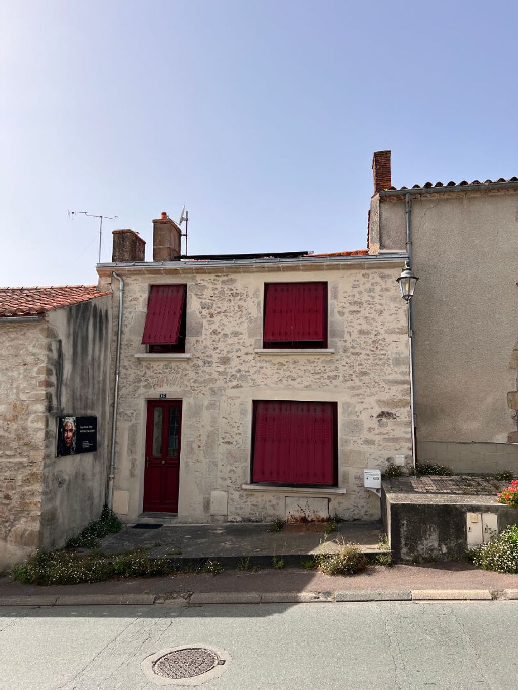 Achat maison à vendre 3 chambres 98 m² - Beaulieu-sous-la-Roche