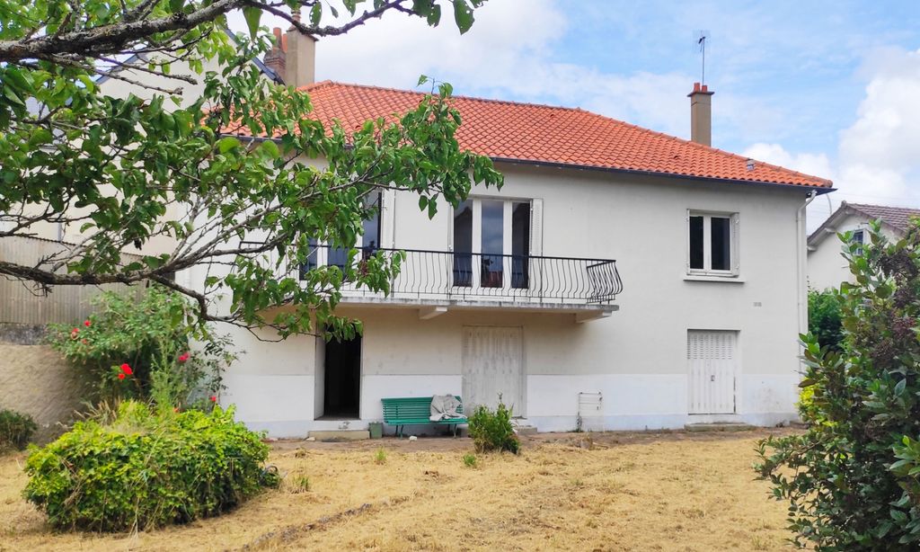 Achat maison à vendre 2 chambres 151 m² - Châtellerault