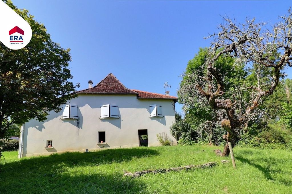 Achat maison à vendre 5 chambres 121 m² - Figeac