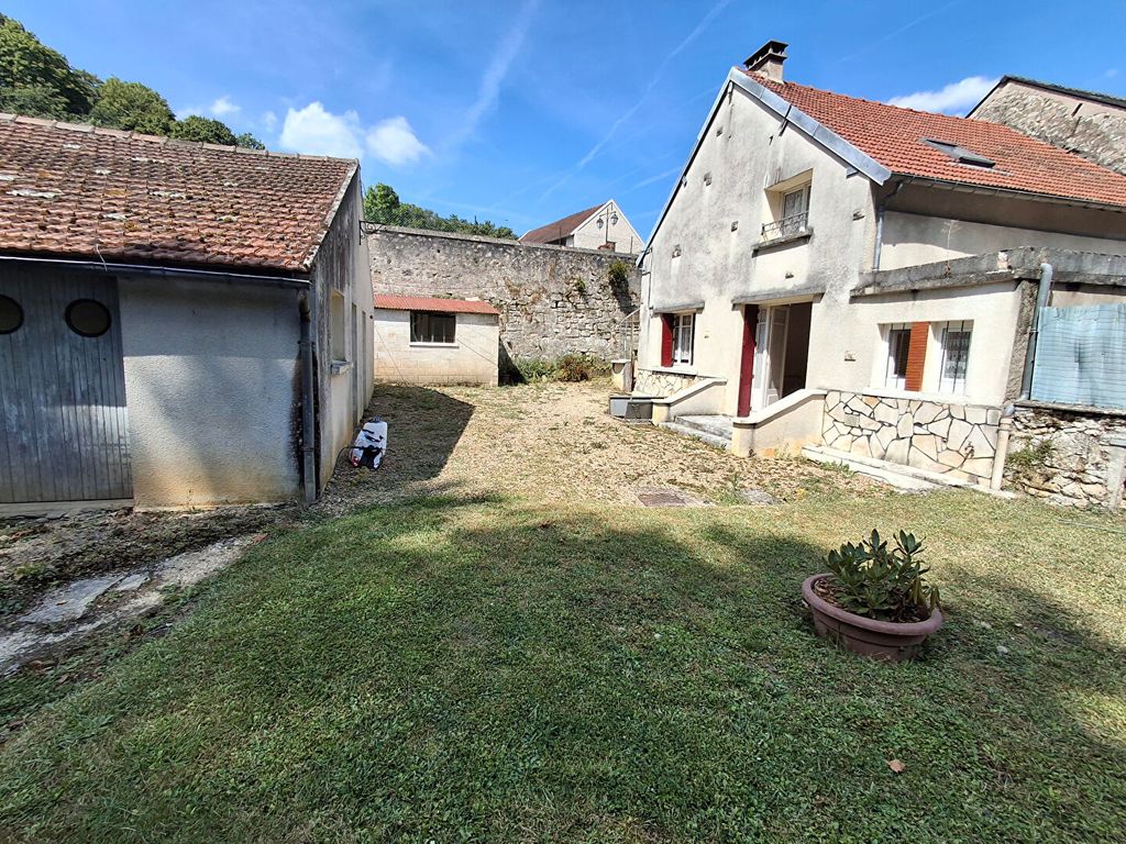 Achat maison à vendre 3 chambres 77 m² - Crépy-en-Valois