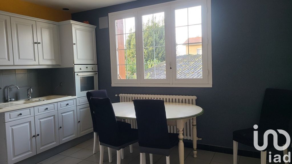 Achat maison à vendre 5 chambres 206 m² - La Flèche