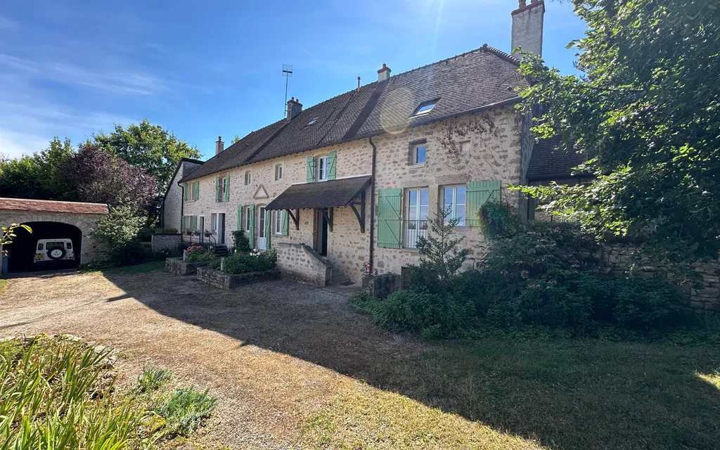 Achat maison à vendre 6 chambres 277 m² - Moissey